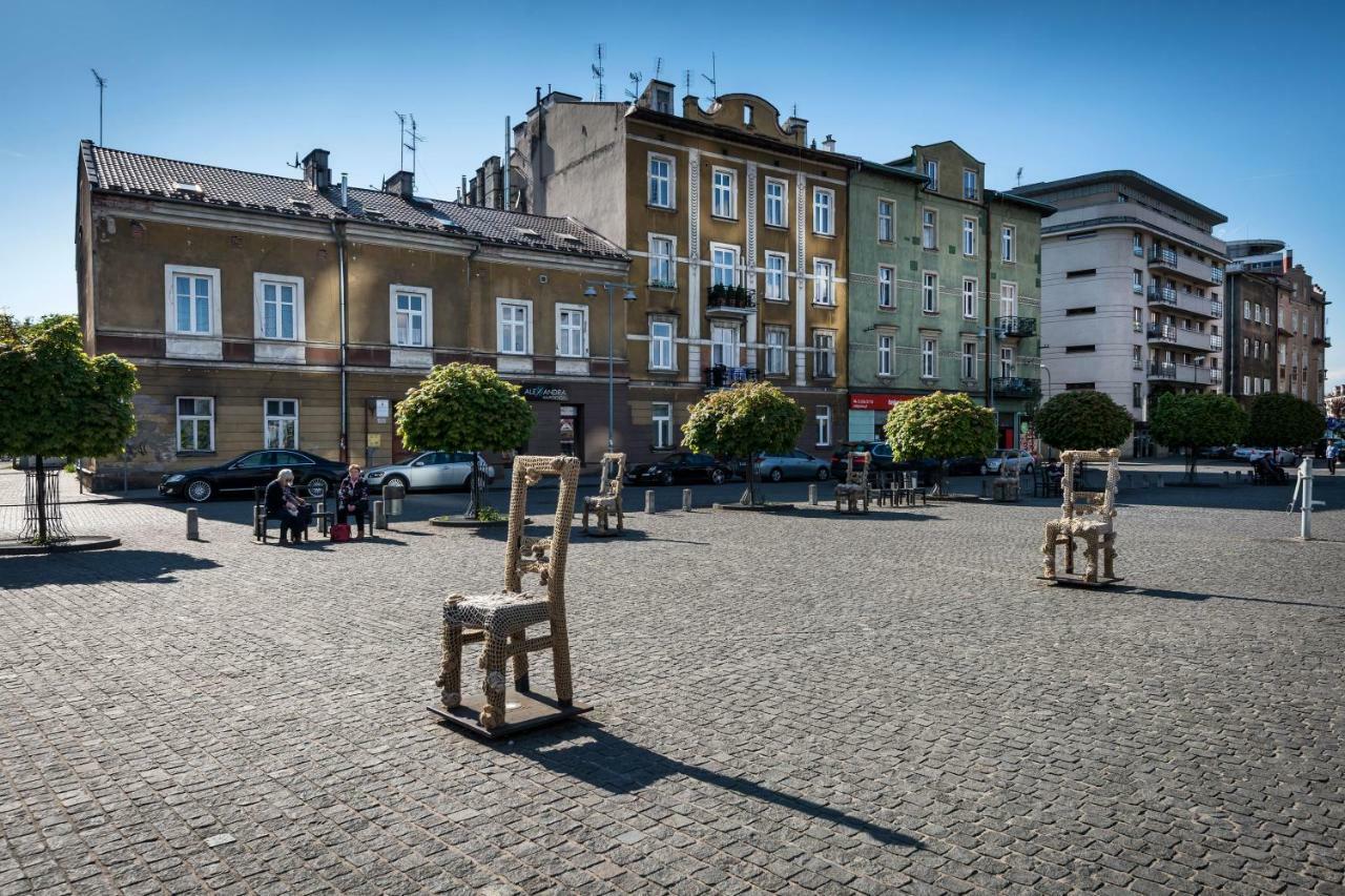 Home Far From Home Krakow Exterior photo