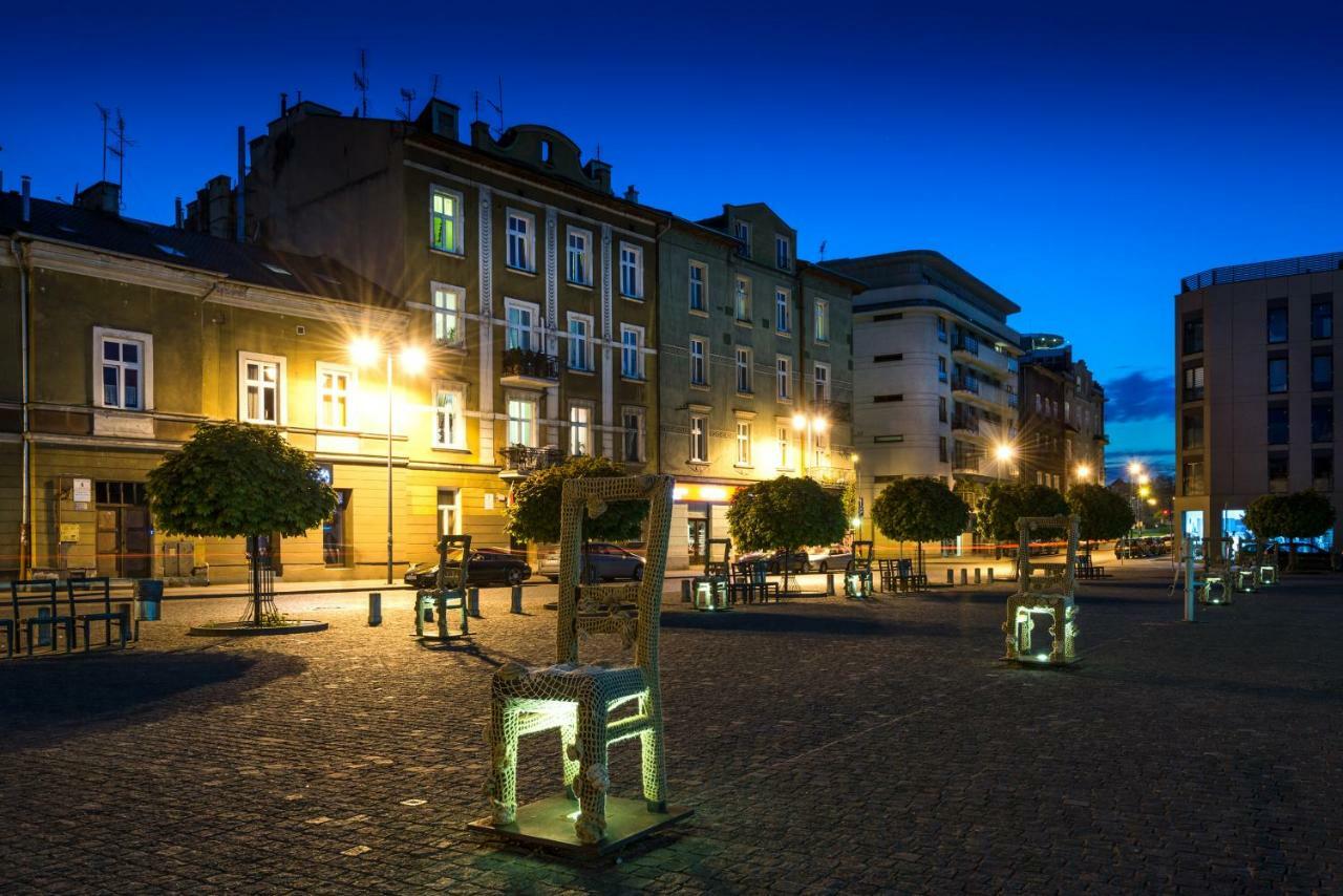 Home Far From Home Krakow Exterior photo