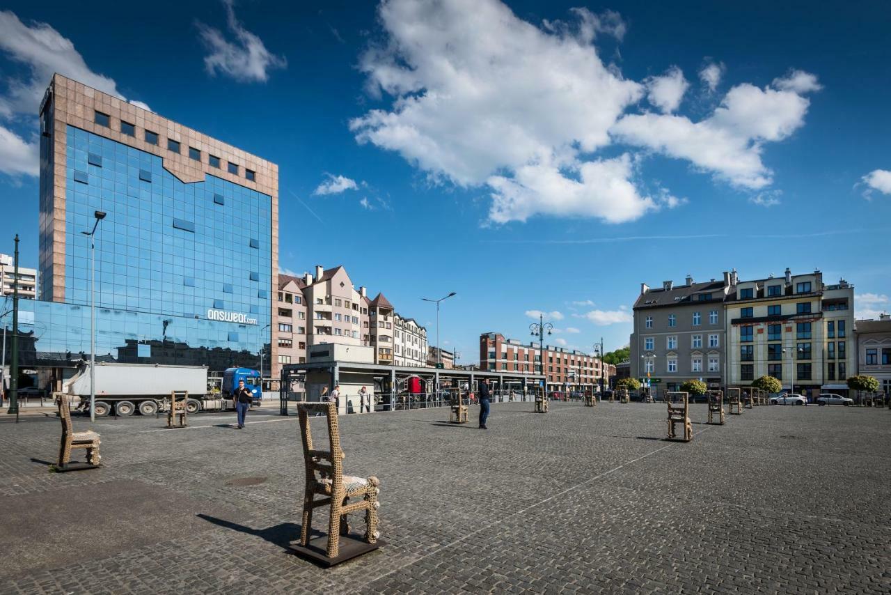 Home Far From Home Krakow Exterior photo